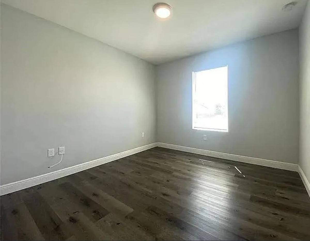 Apartment for rent at 2261 Florida Dr, Deltona, FL 32738