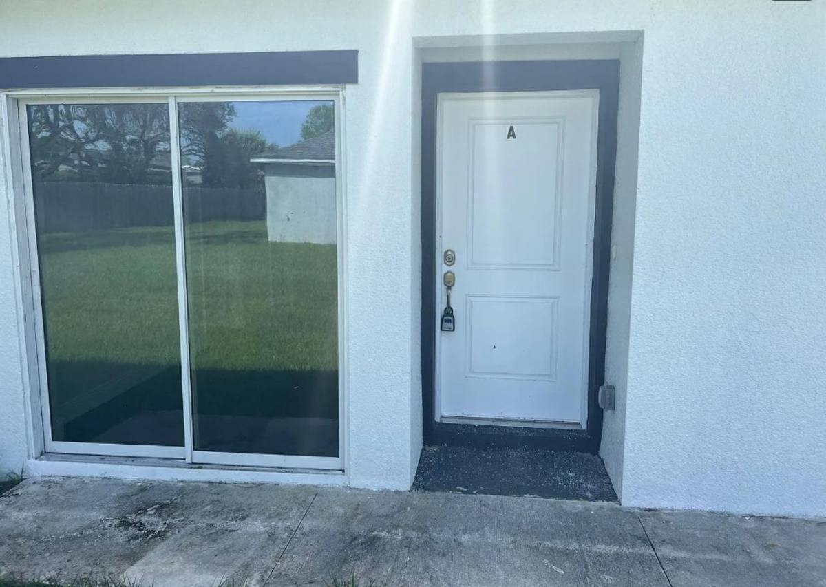 Apartment for rent at 2261 Florida Dr, Deltona, FL 32738
