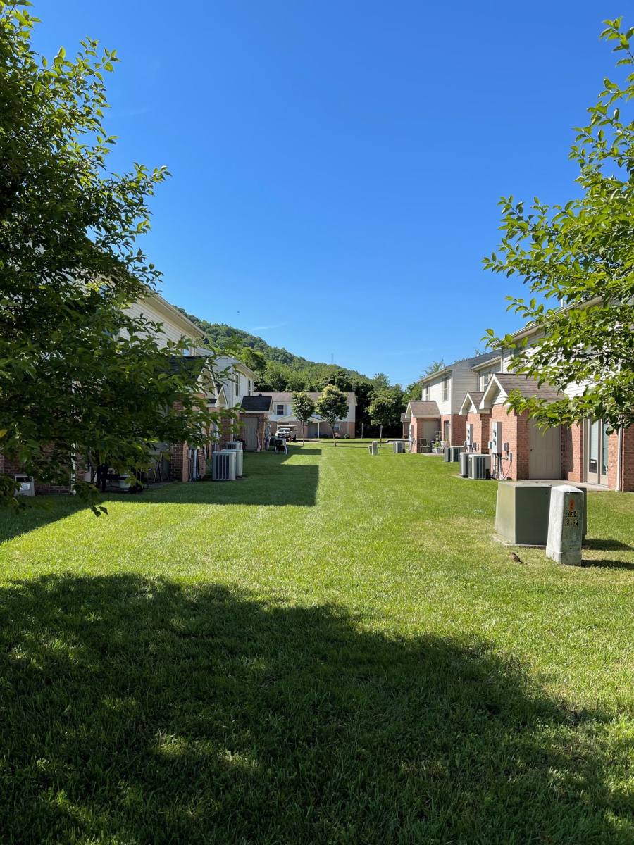Apartment for rent at 604 Abbie Dr, New Martinsville, WV 26155