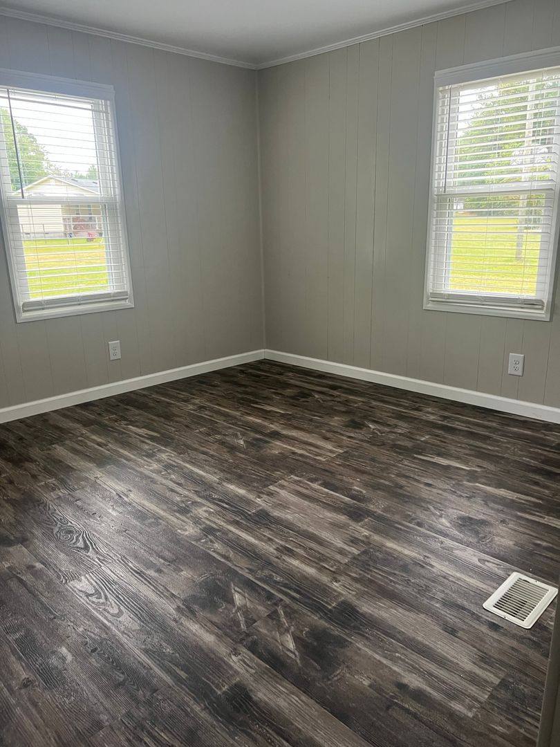 House for rent at 117 Catnapper Lane, Jacksonville, NC 28540