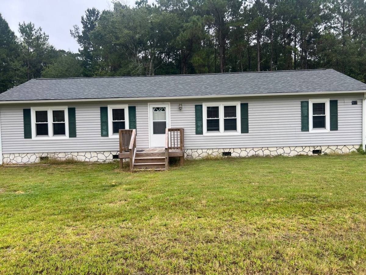 House for rent at 117 Catnapper Lane, Jacksonville, NC 28540