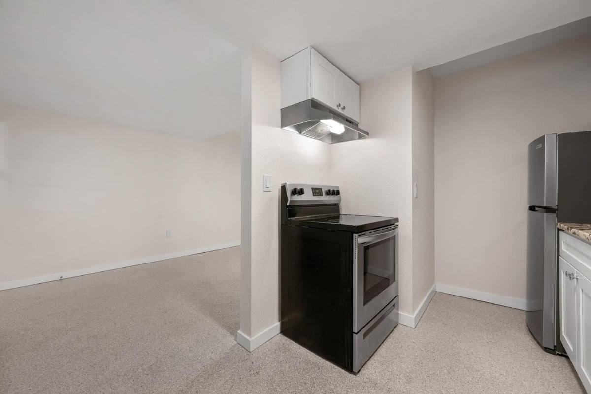 Condo for rent at 308 Ohio Place, Sarasota, FL 34236