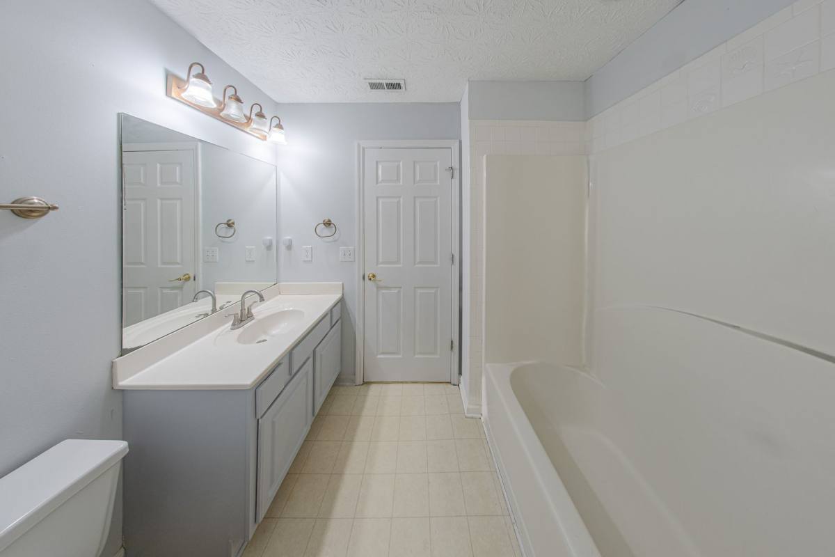 House for rent at 722 Thornapple Trail, Lawrenceville, GA 30046