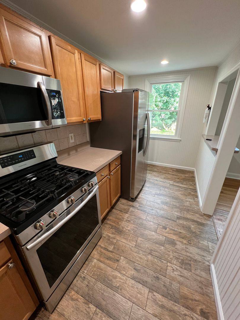 Townhouse for rent at 335 N Bishop Ave, Clifton Heights, PA 19018