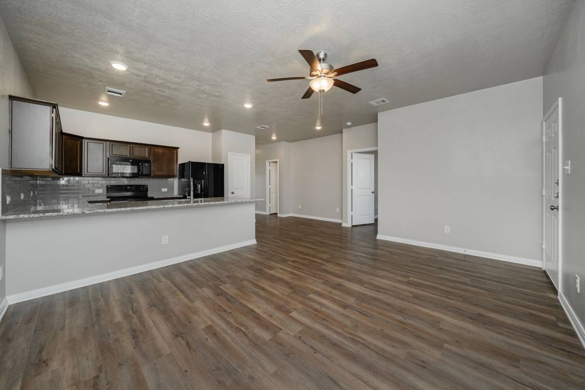 Townhouse for rent at 2015 Vintage Farms Way #1, Brenham, TX 77833