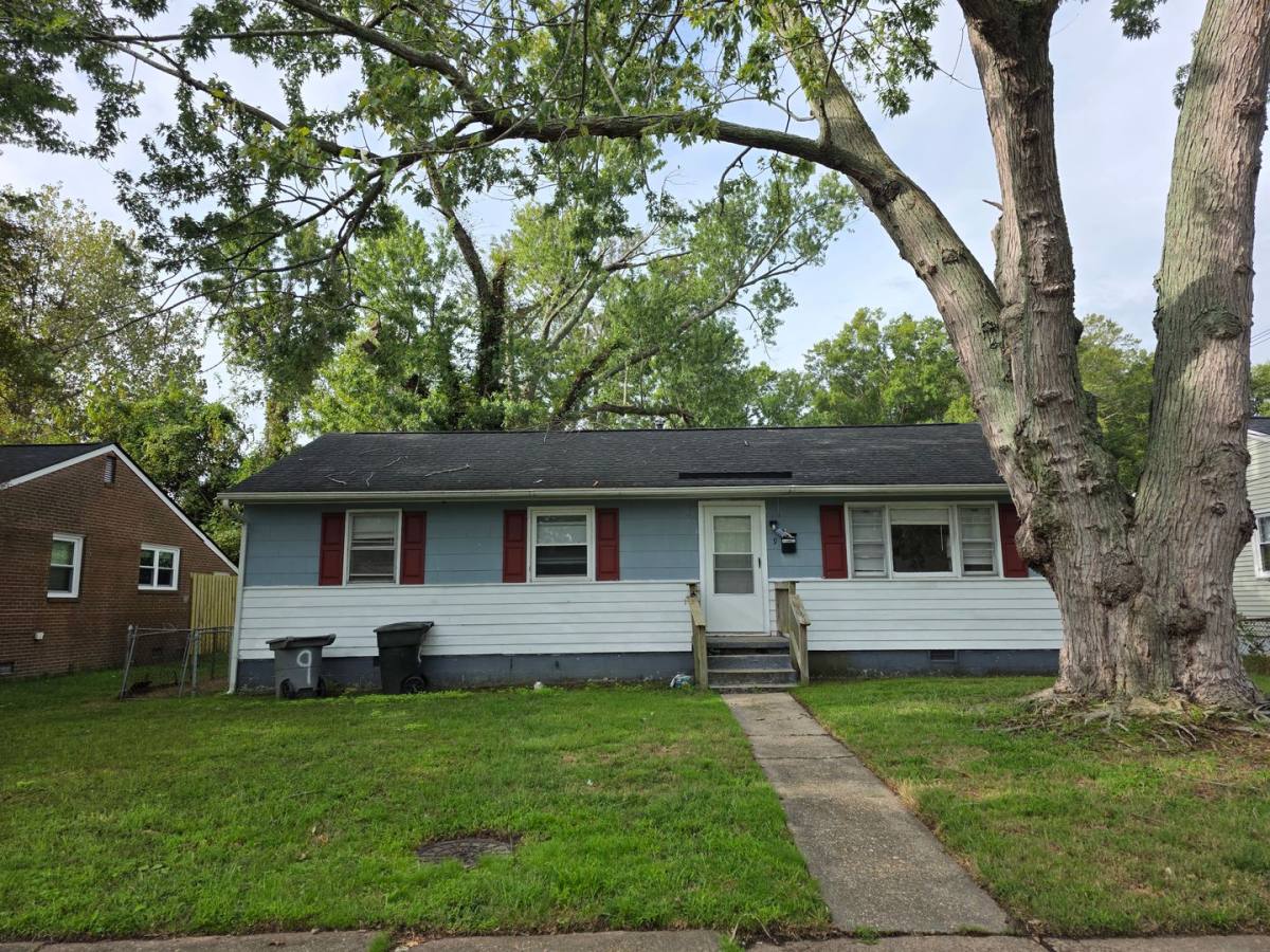 House for rent at 9 Ambrose Lane, Hampton, VA 23663