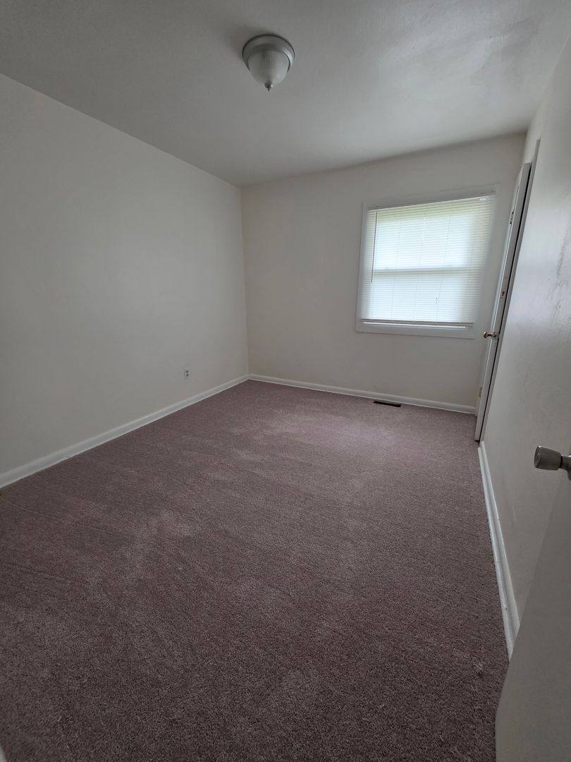 House for rent at 9 Ambrose Lane, Hampton, VA 23663