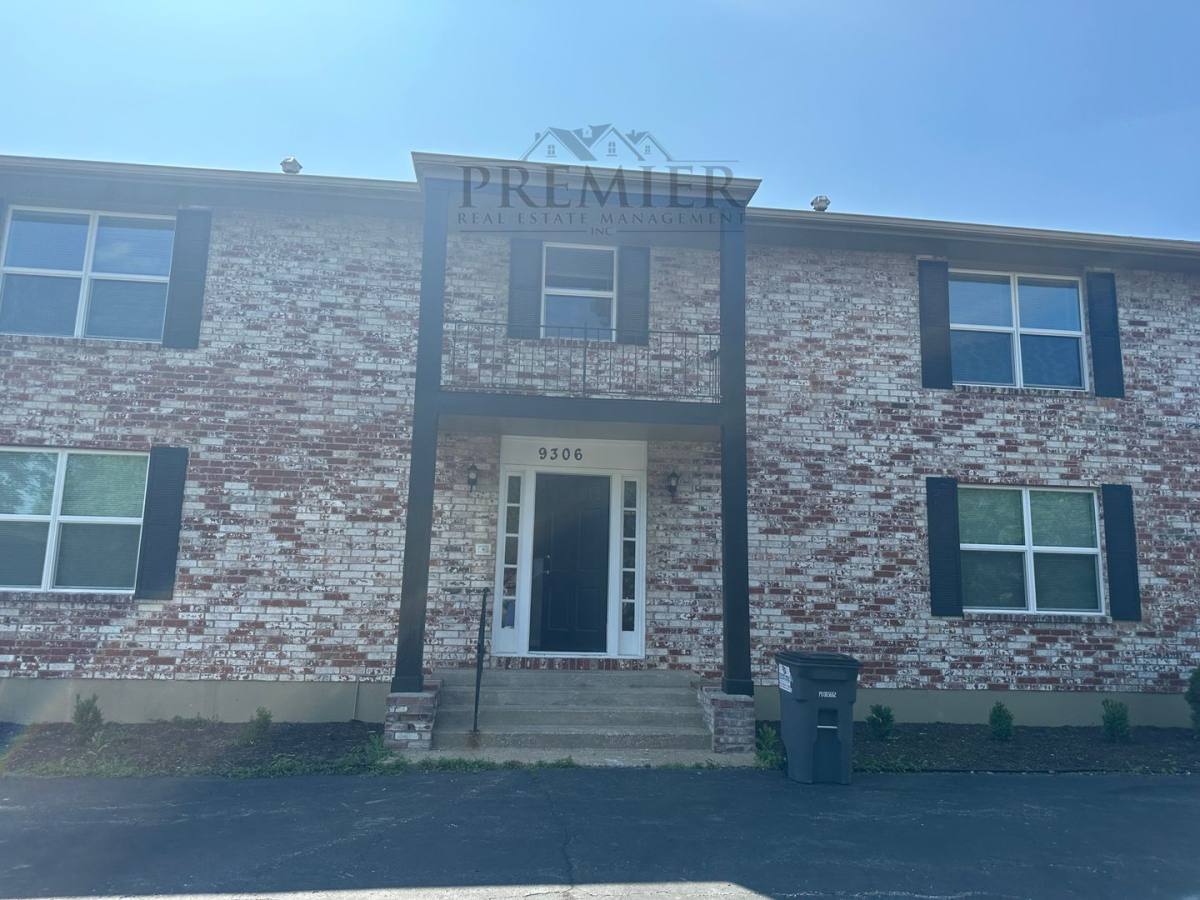 Townhouse for rent at 9306 Reeder Ave #4, Overland Park, KS 66214
