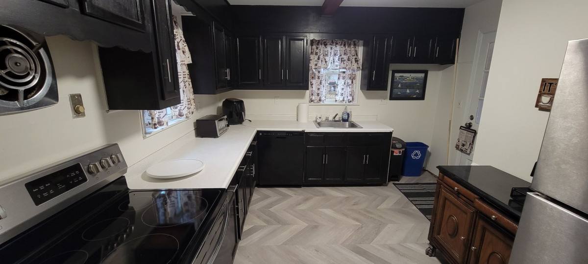 House for rent at 9 White Clay Dr, Newark, DE 19711