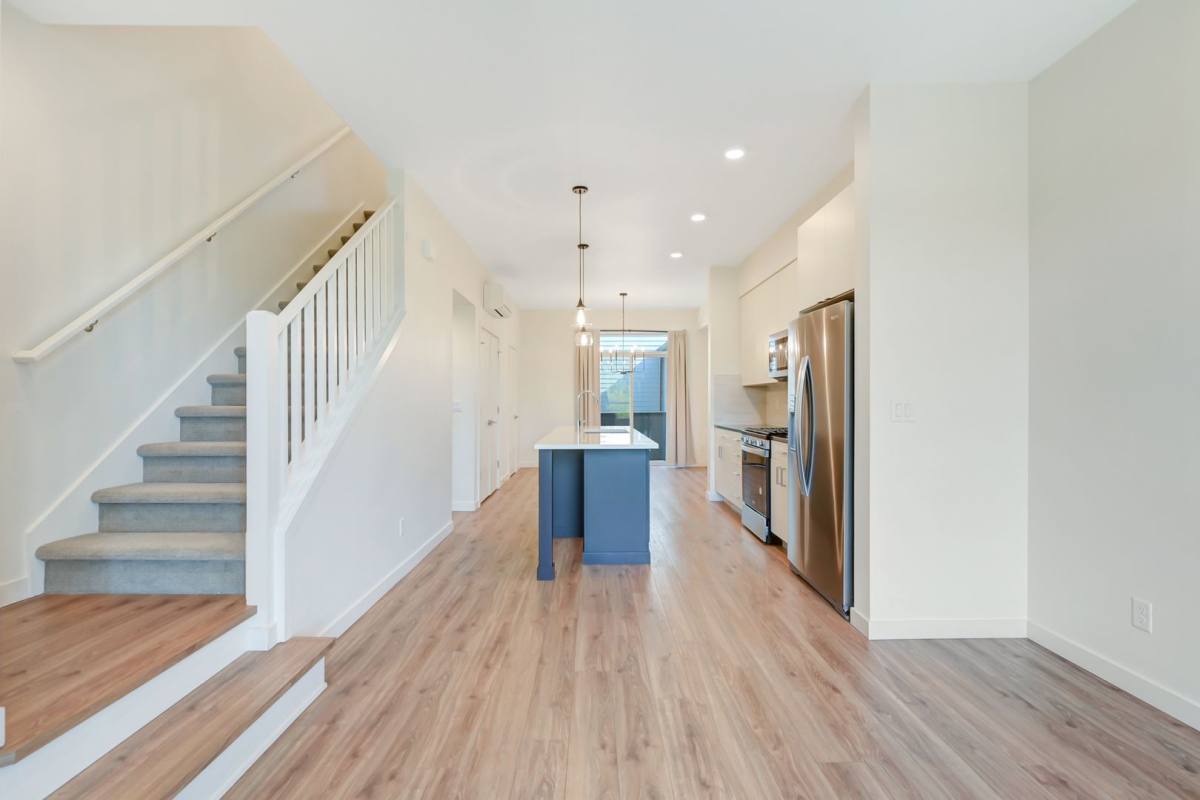 Townhouse for rent at 32730 Hemlock Ave SE, Black Diamond, WA 98010
