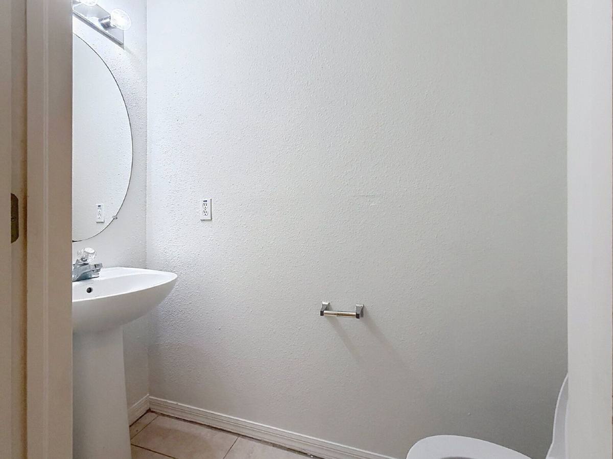 Townhouse for rent at 8723 Sheldon Creek Blvd, Tampa, FL 33615