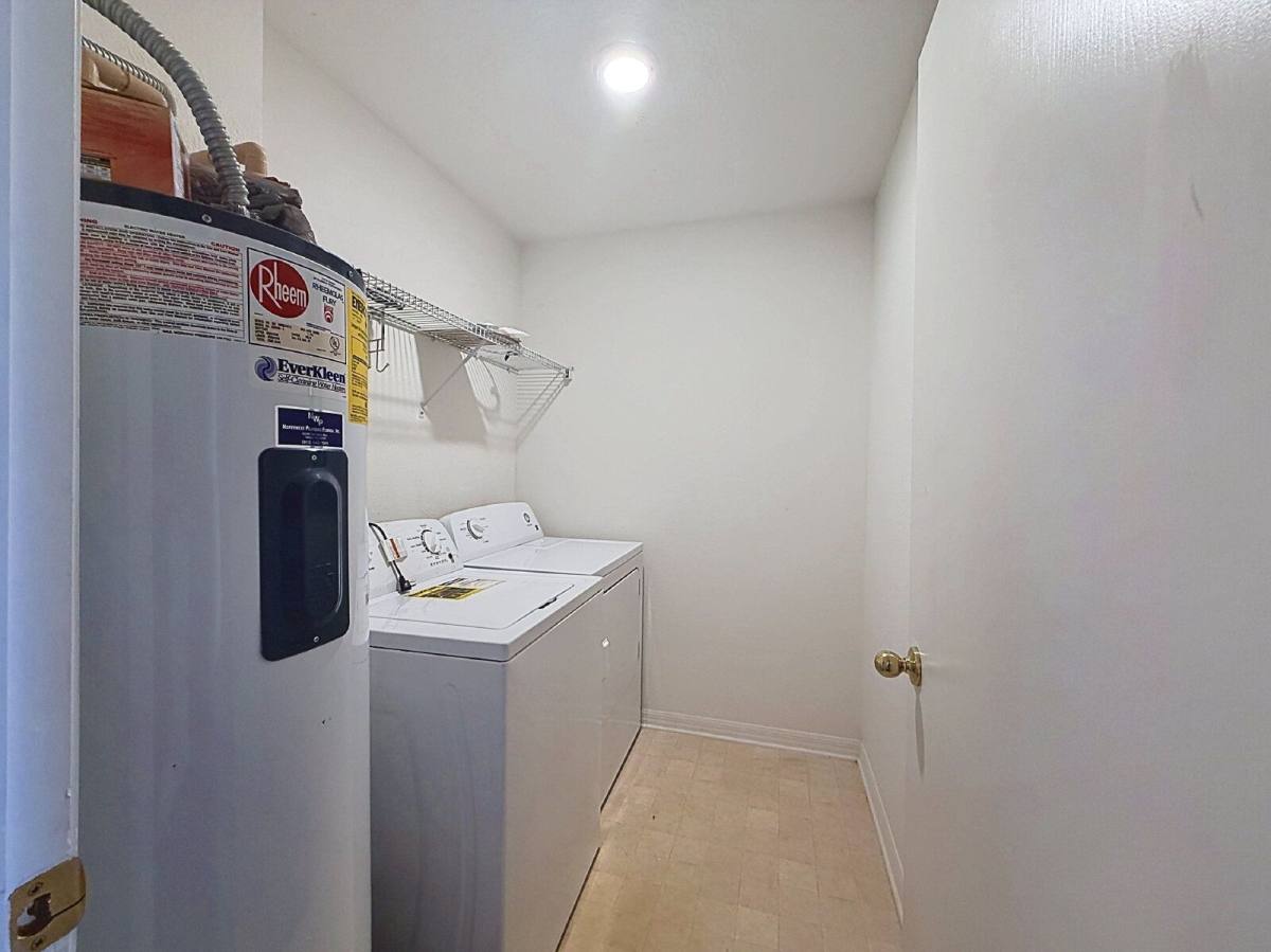 Townhouse for rent at 8723 Sheldon Creek Blvd, Tampa, FL 33615