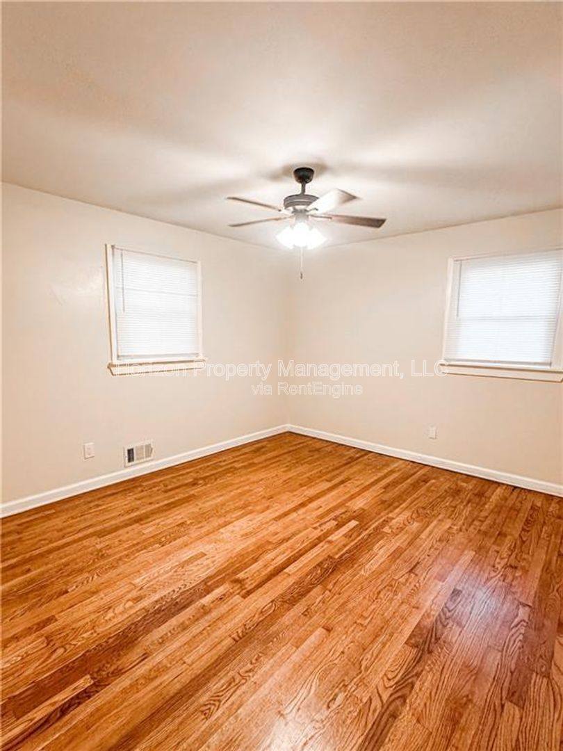 House for rent at 6057 Dodgen Rd SW, Mableton, GA 30126