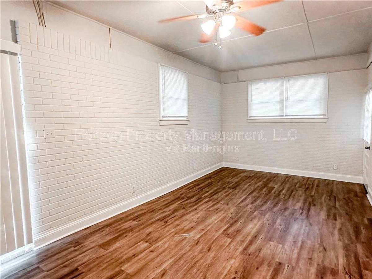 House for rent at 6057 Dodgen Rd SW, Mableton, GA 30126