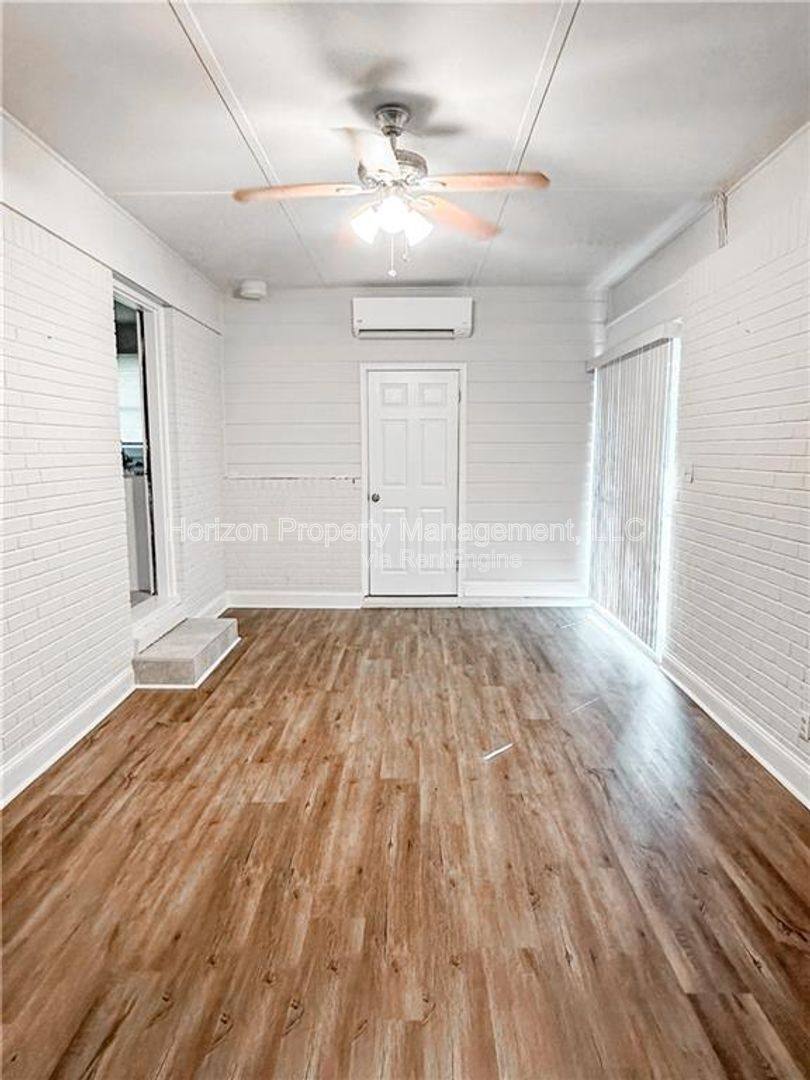House for rent at 6057 Dodgen Rd SW, Mableton, GA 30126