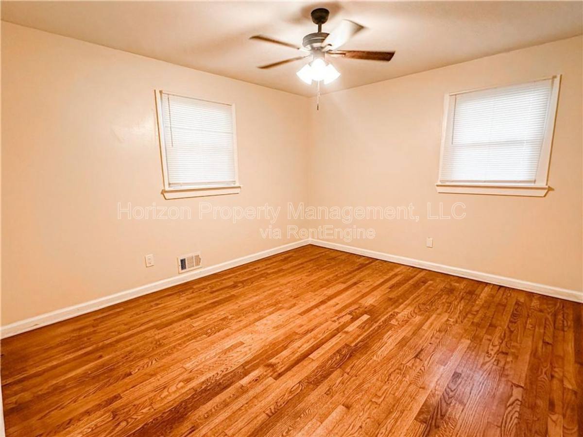House for rent at 6057 Dodgen Rd SW, Mableton, GA 30126