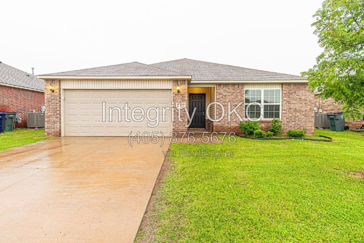 House for rent at 13233 Bridgewater Dr, Piedmont, OK 73078
