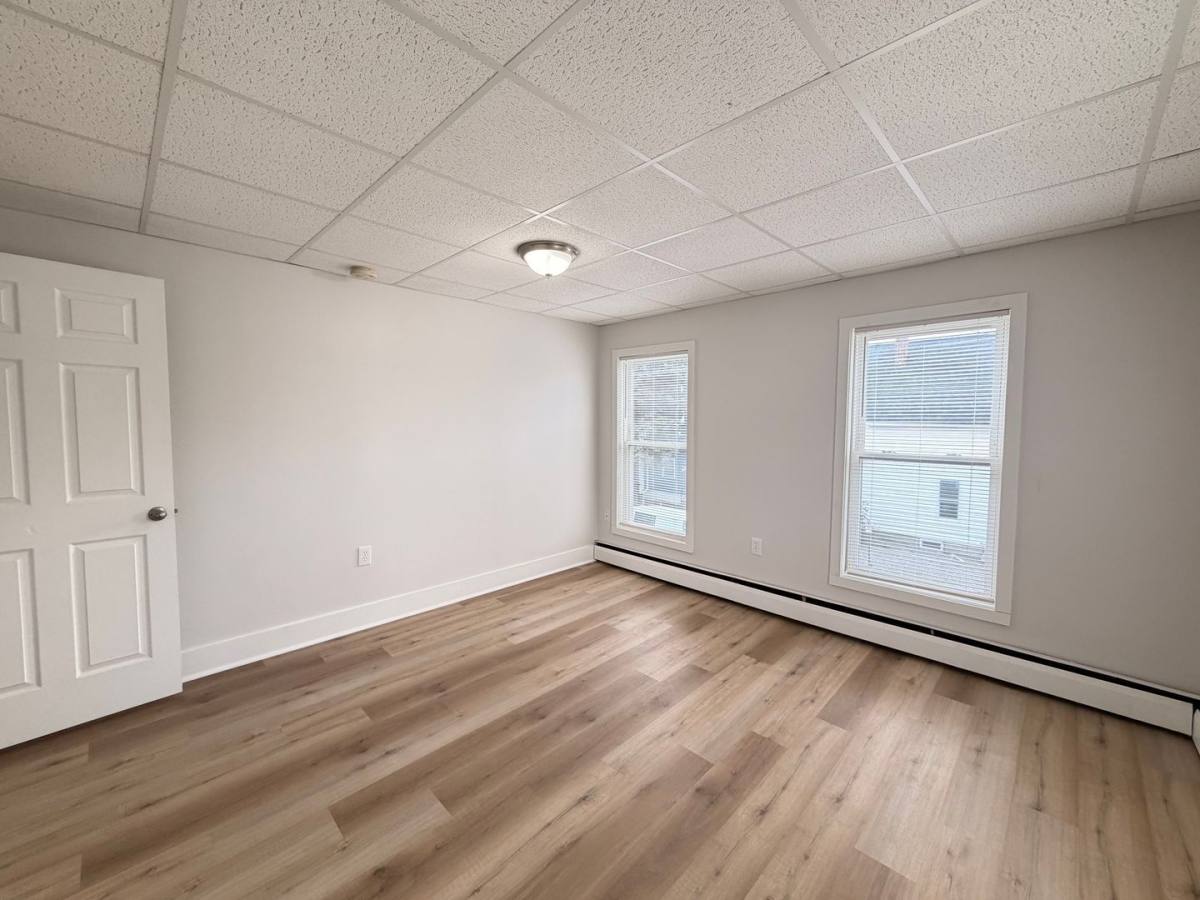 Apartment for rent at 659 Chestnut St #2, Manchester, NH 03104