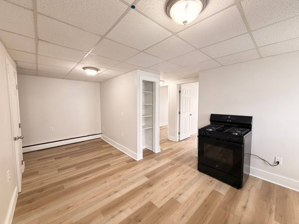 Apartment for rent at 659 Chestnut St #2, Manchester, NH 03104