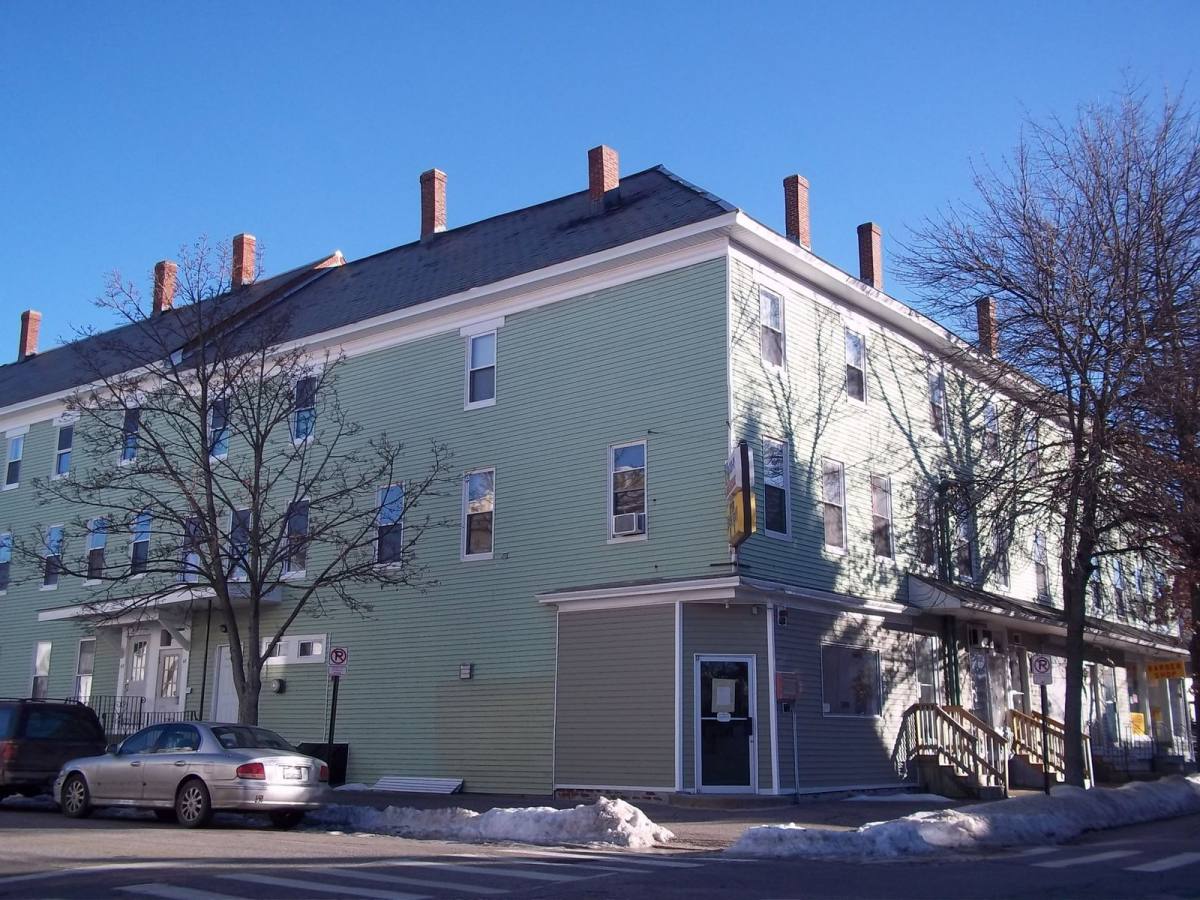 Apartment for rent at 659 Chestnut St #2, Manchester, NH 03104