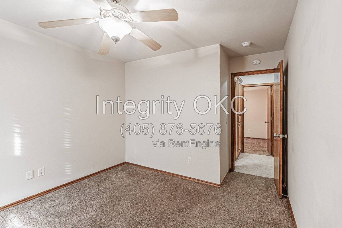 House for rent at 2621 Jefferson Dr, Oklahoma City, OK 73160