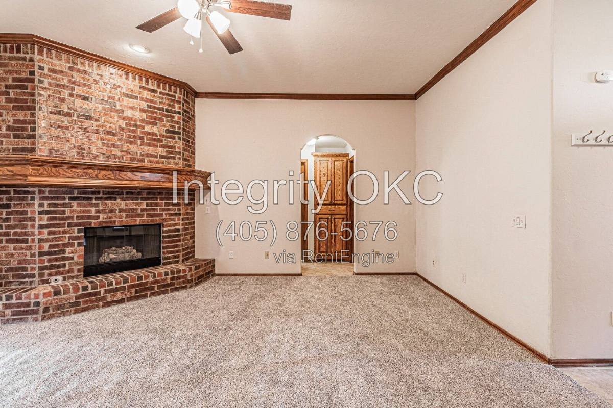 House for rent at 2621 Jefferson Dr, Oklahoma City, OK 73160