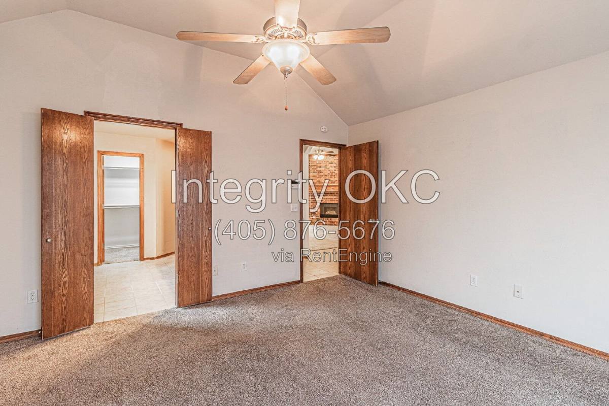 House for rent at 2621 Jefferson Dr, Oklahoma City, OK 73160
