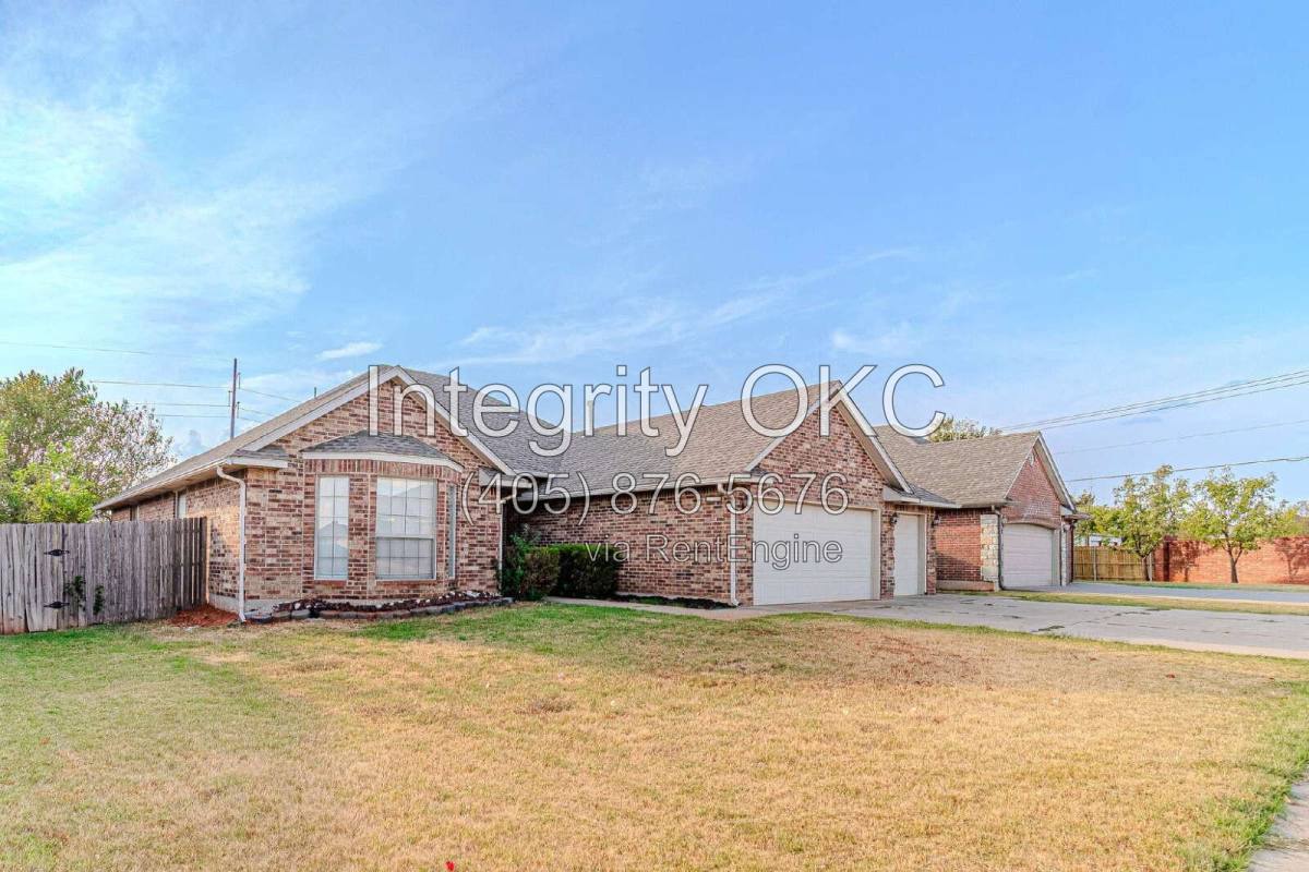 House for rent at 2621 Jefferson Dr, Oklahoma City, OK 73160