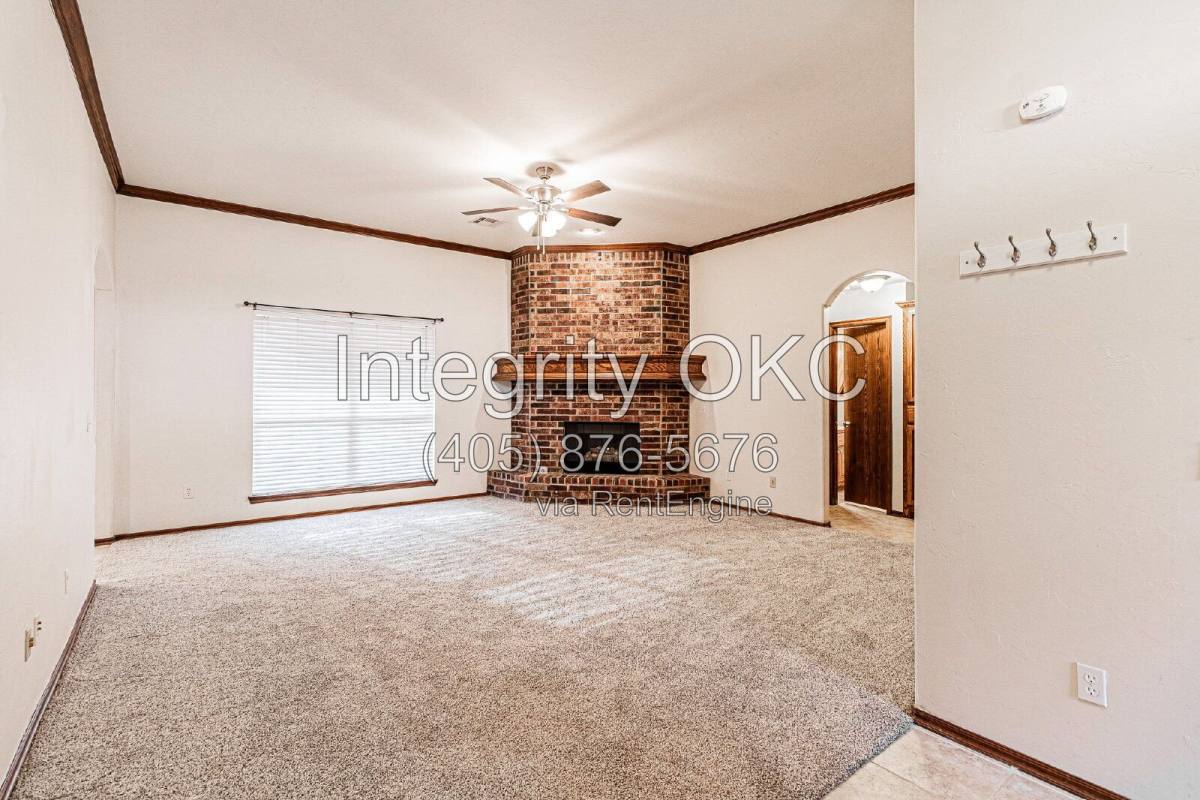 House for rent at 2621 Jefferson Dr, Oklahoma City, OK 73160