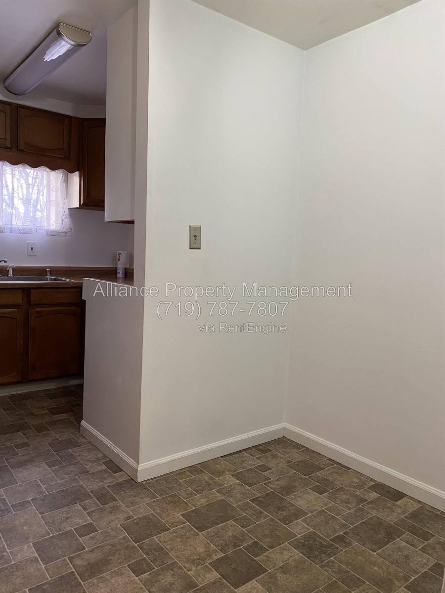 House for rent at 917 E Uintah St, Colorado Springs, CO 80903