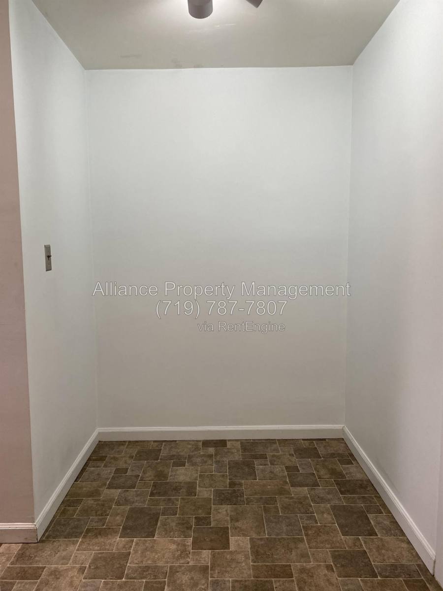 House for rent at 917 E Uintah St, Colorado Springs, CO 80903