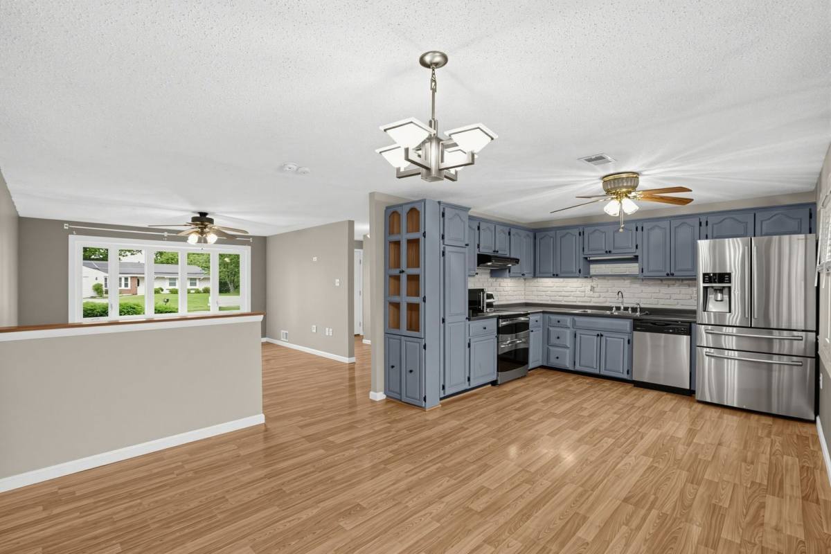 Apartment for rent at 5030 Nicholas Rd, Waldorf, MD 20601