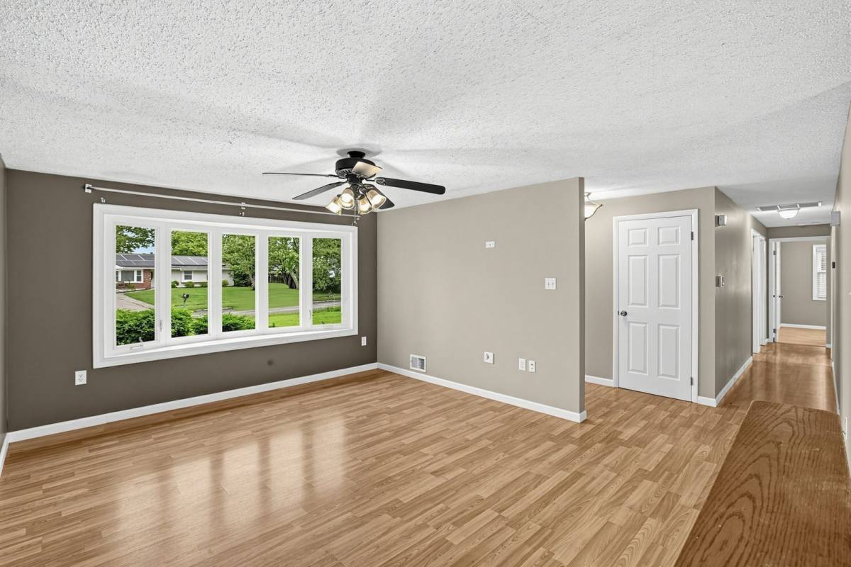 Apartment for rent at 5030 Nicholas Rd, Waldorf, MD 20601