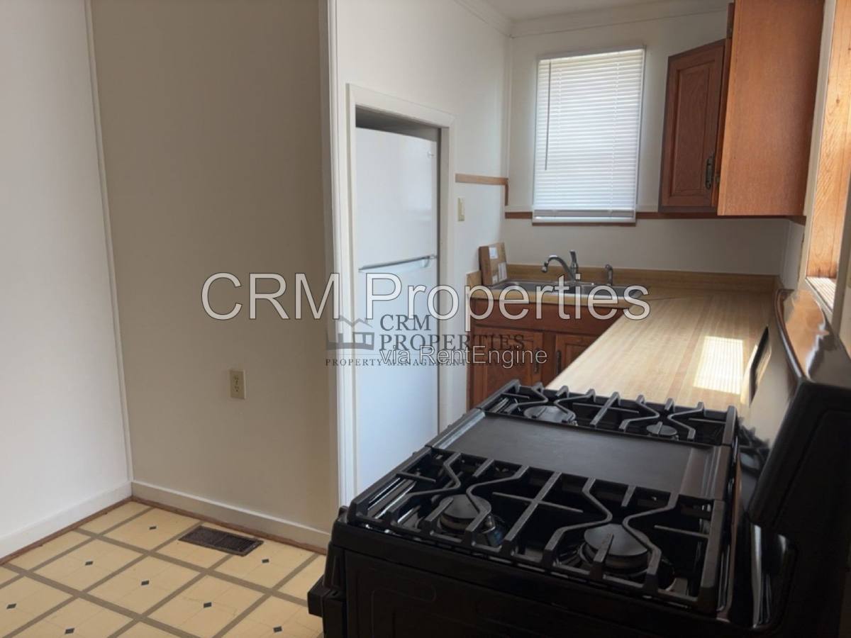 Apartment for rent at 1107 W Walnut St #1, Kokomo, IN 46901
