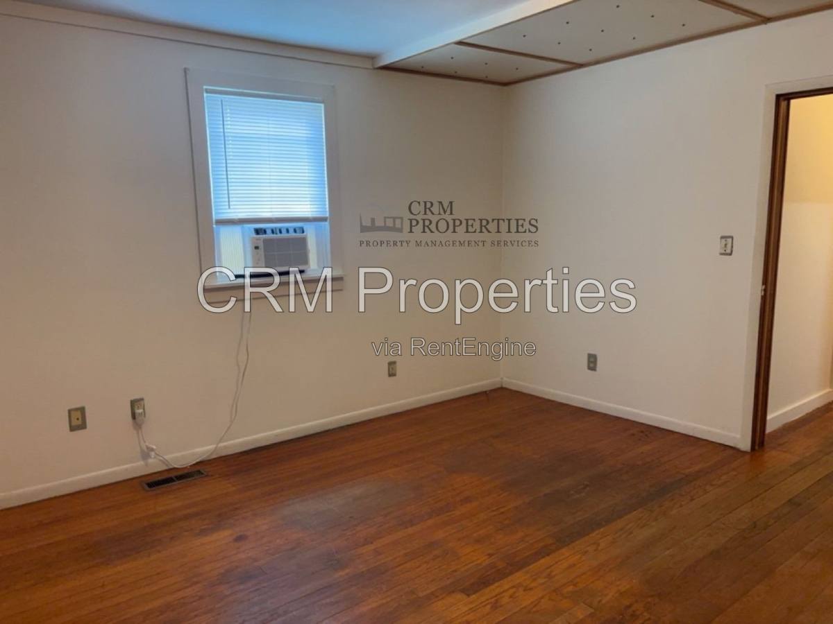 Apartment for rent at 1107 W Walnut St #1, Kokomo, IN 46901