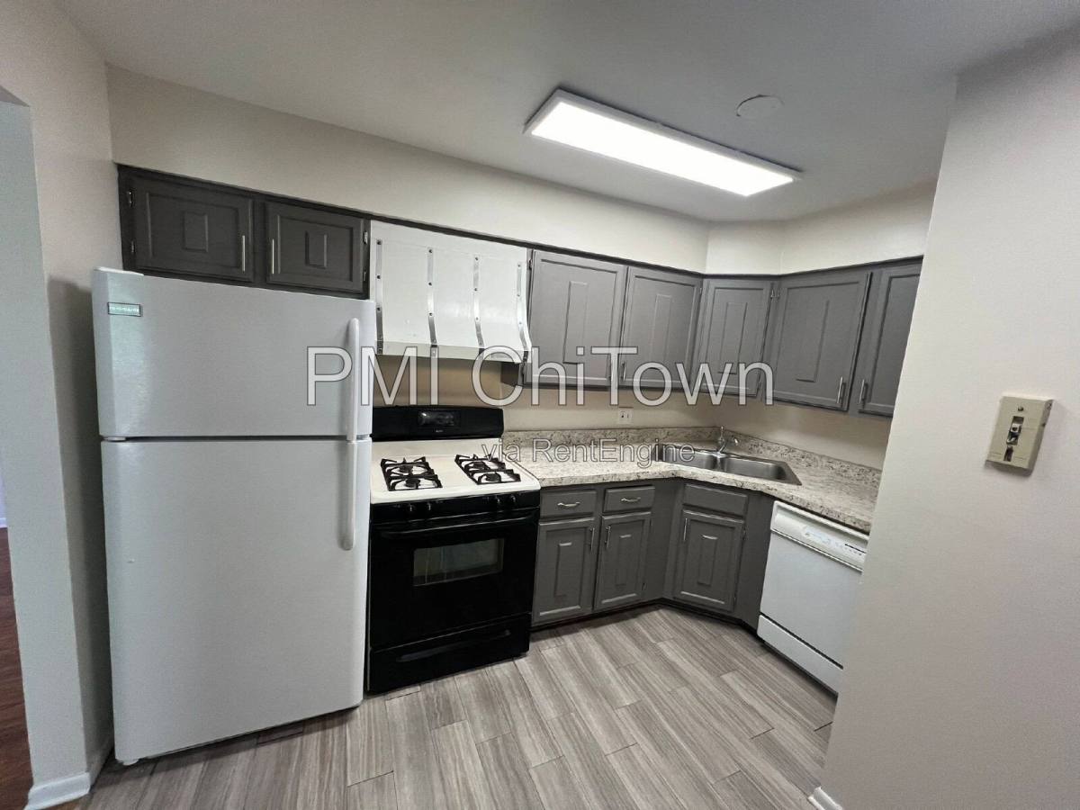 Condo for rent at 3 Echo Court #5, Vernon Hills, IL 60061