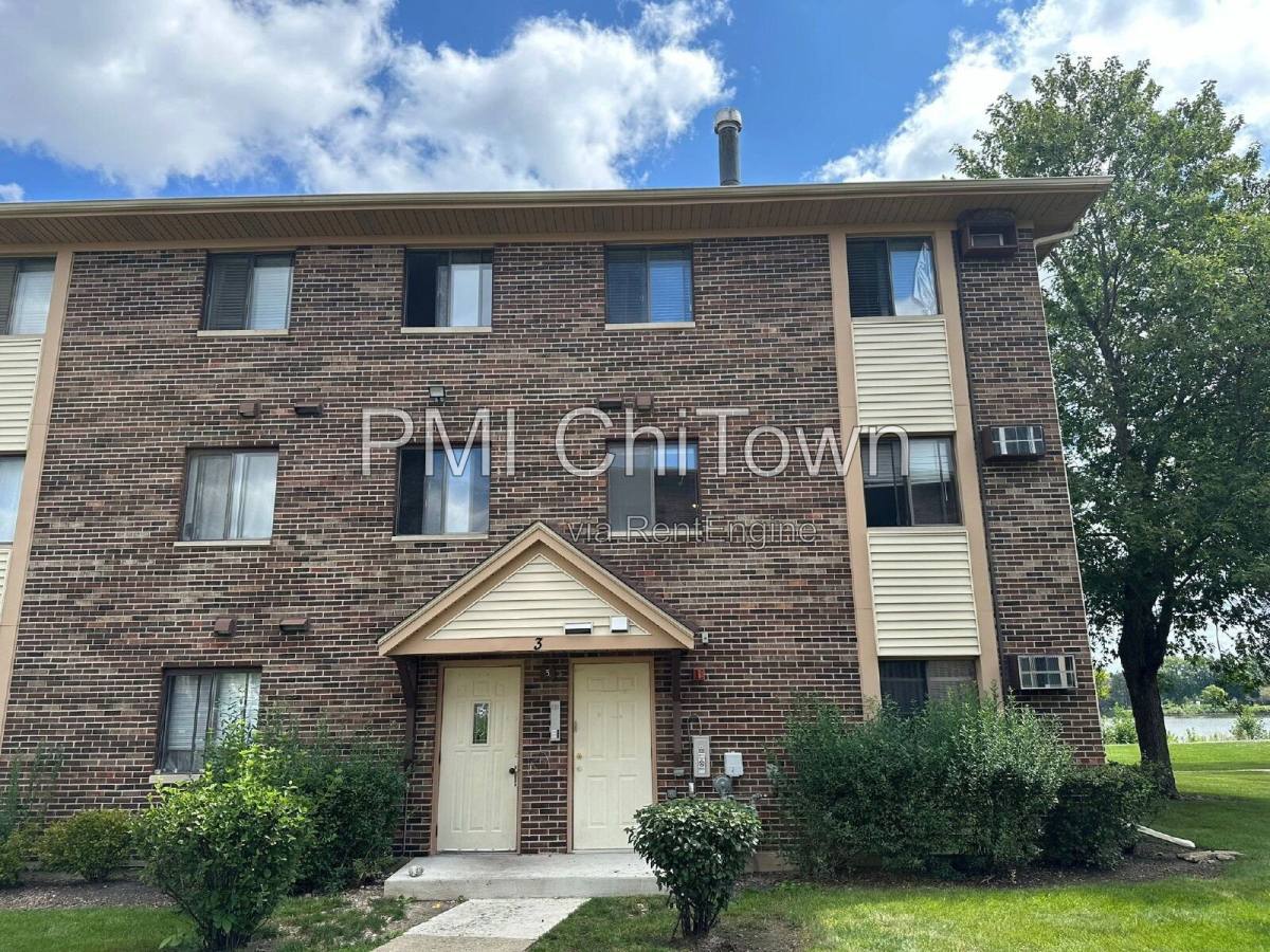 Condo for rent at 3 Echo Court #5, Vernon Hills, IL 60061
