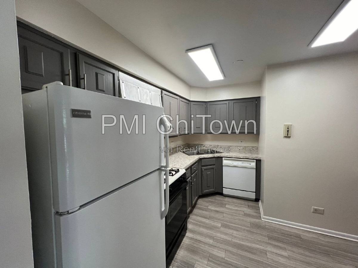 Condo for rent at 3 Echo Court #5, Vernon Hills, IL 60061
