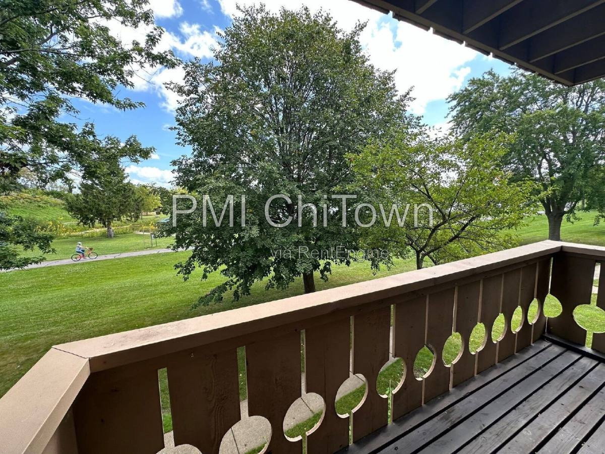 Condo for rent at 3 Echo Court #5, Vernon Hills, IL 60061