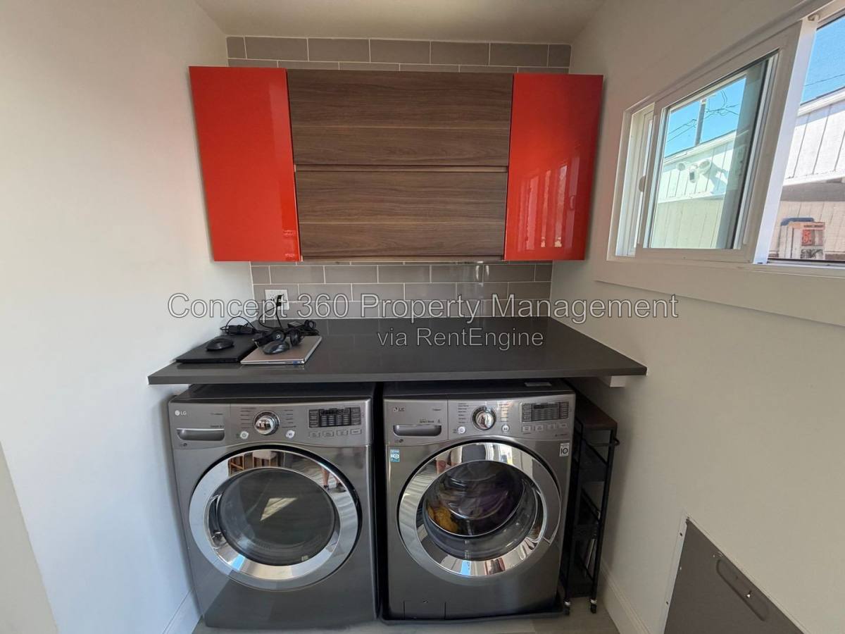 House for rent at 7129 E Peabody St, Long Beach, CA 90808