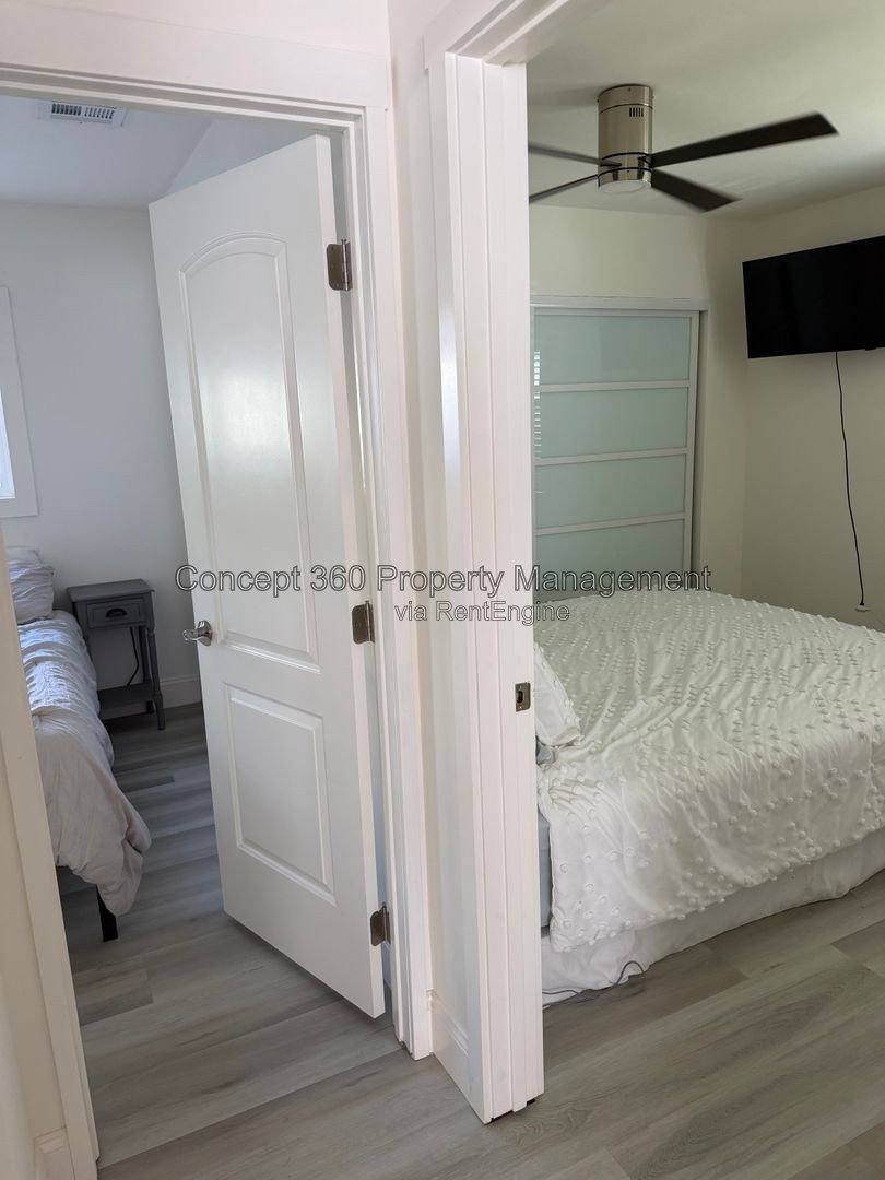 House for rent at 7129 E Peabody St, Long Beach, CA 90808