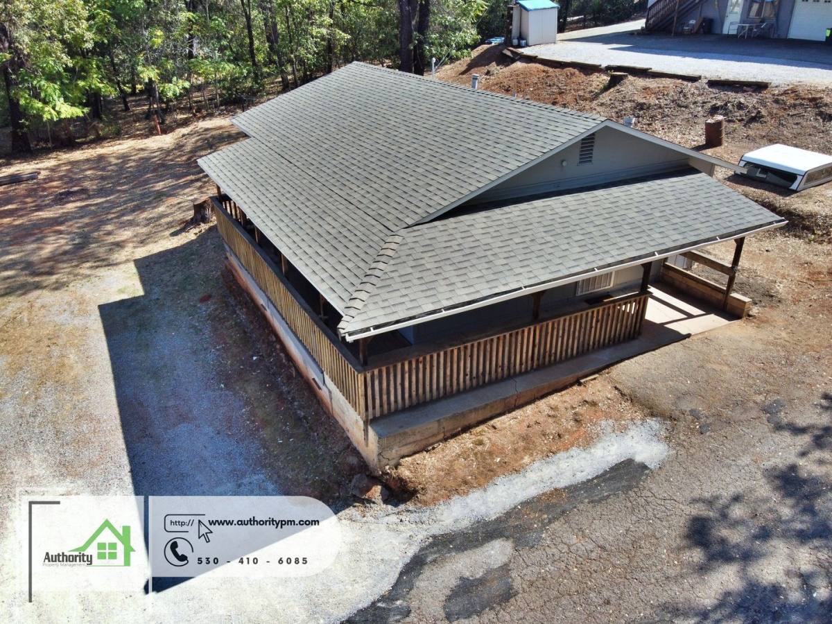 House for rent at 4071 Vallecito St, Shasta Lake, CA 96019