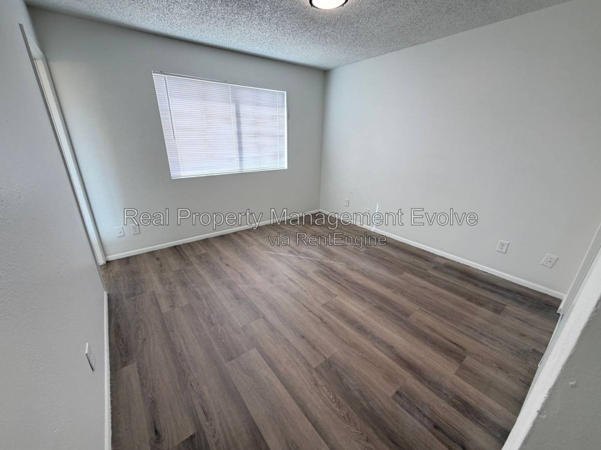 House for rent at 2518 N 58th Dr, Phoenix, AZ 85035