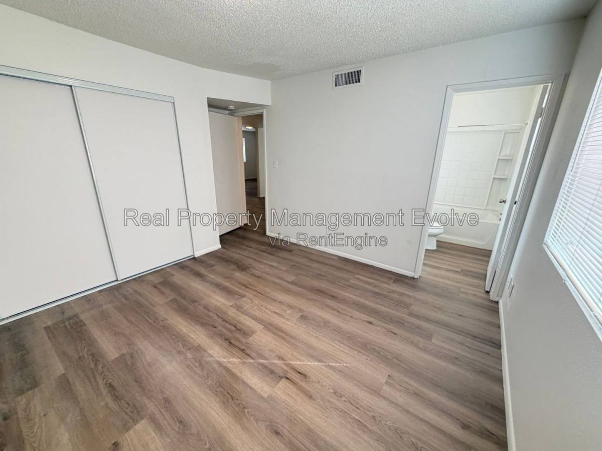House for rent at 2518 N 58th Dr, Phoenix, AZ 85035