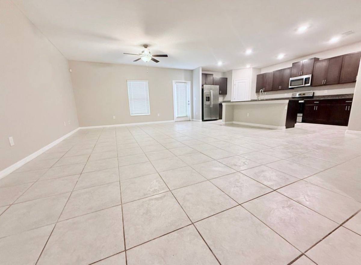 House for rent at 7109 Amelia Cove Court, Sun City Center, FL 33573