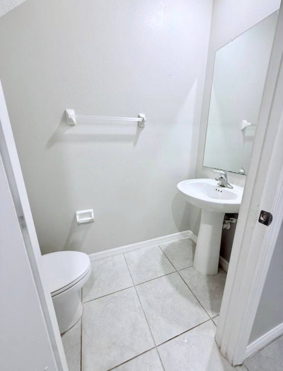 House for rent at 7109 Amelia Cove Court, Sun City Center, FL 33573