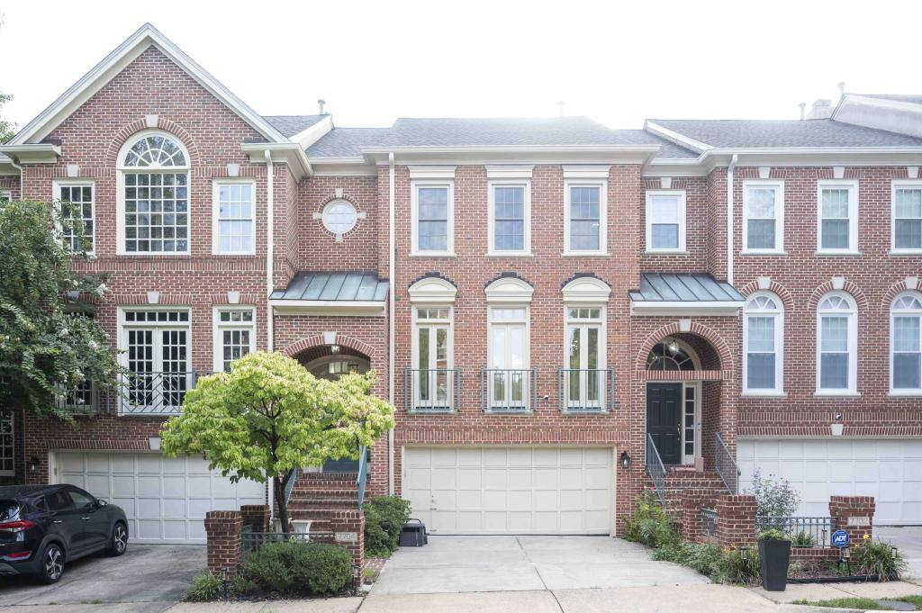 Townhouse for rent at 7704 Annandale Mains Court, Annandale, VA 22003