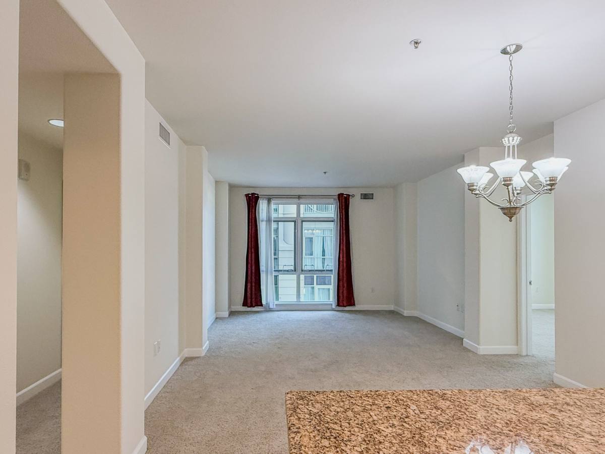 Apartment for rent at 423 7th St #402, Oakland, CA 94607