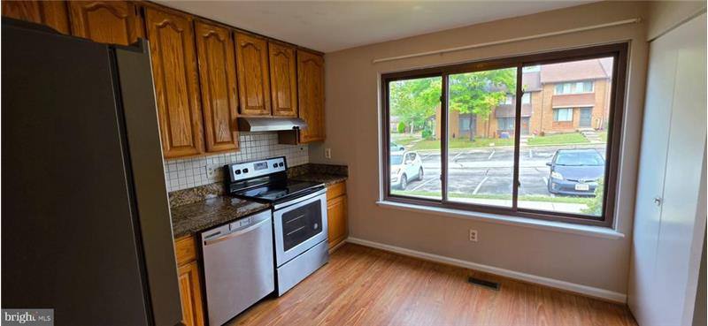 Townhouse for rent at 5870 Chipwood Court #8-01, Elkridge, MD 21075