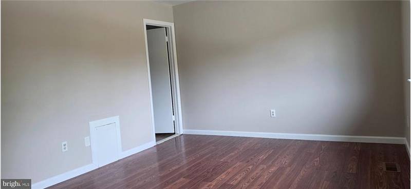 Townhouse for rent at 5870 Chipwood Court #8-01, Elkridge, MD 21075